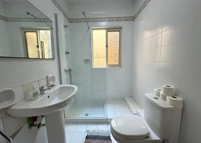 アパート F6 Near The In