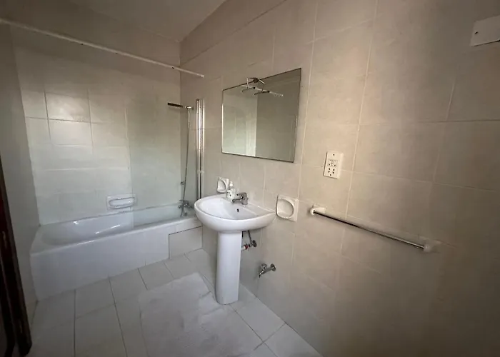 F6 Near The In アパート